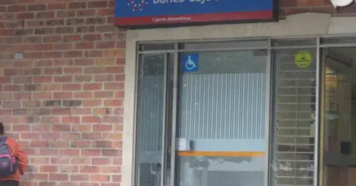 BANCO CAJA SOCIAL CALLE 100  CAJERO